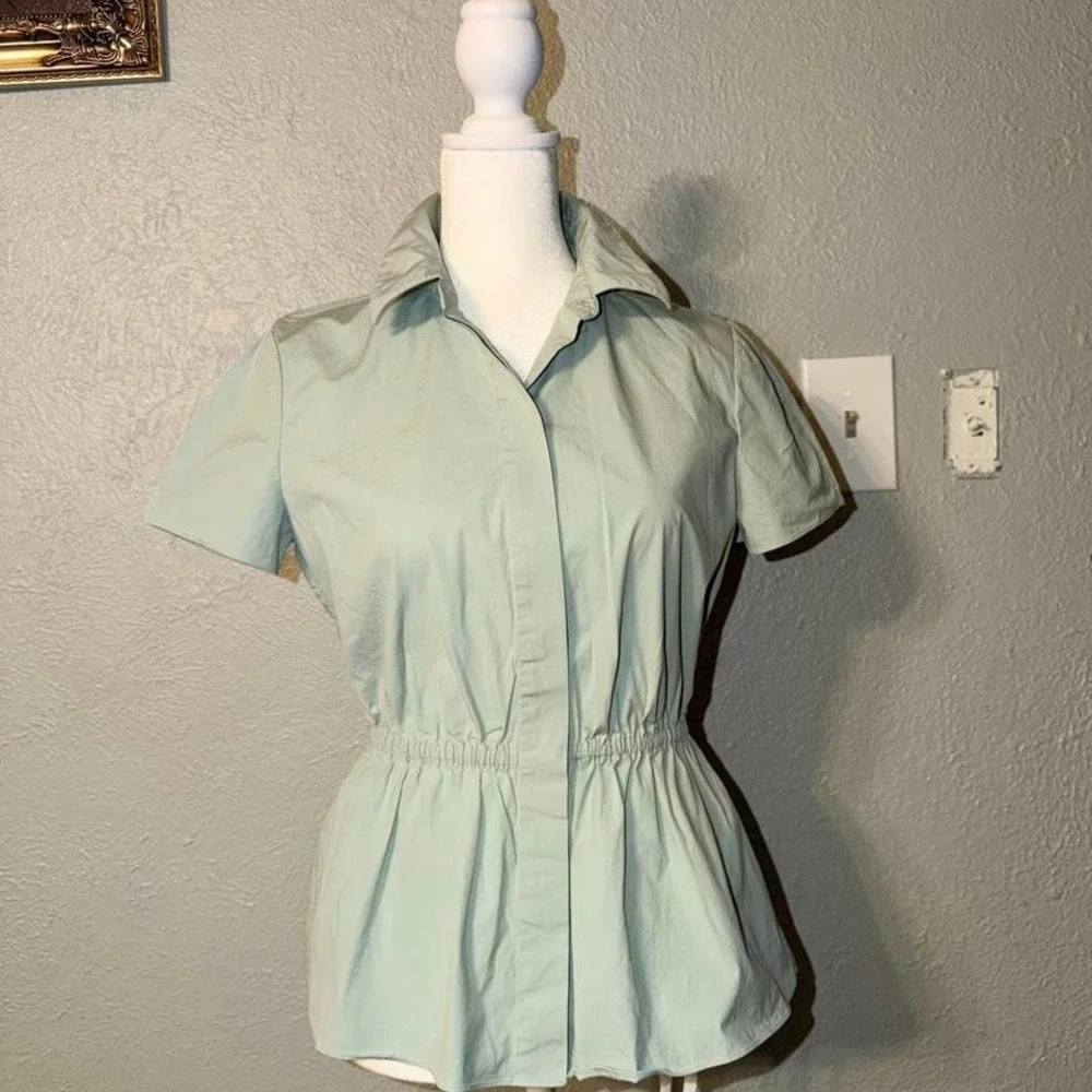 NWOT Theory Size S Women's Cinched Waist Luxe Stretch Cotton Peplum Shirt Sage - Picture 1 of 4